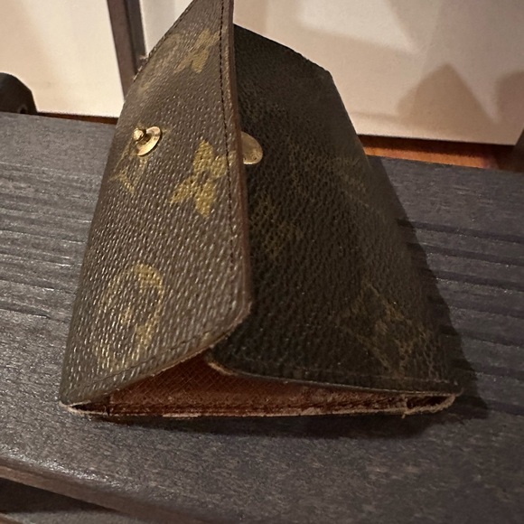 Louis Vuitton key holder wallet - Picture 1 of 8